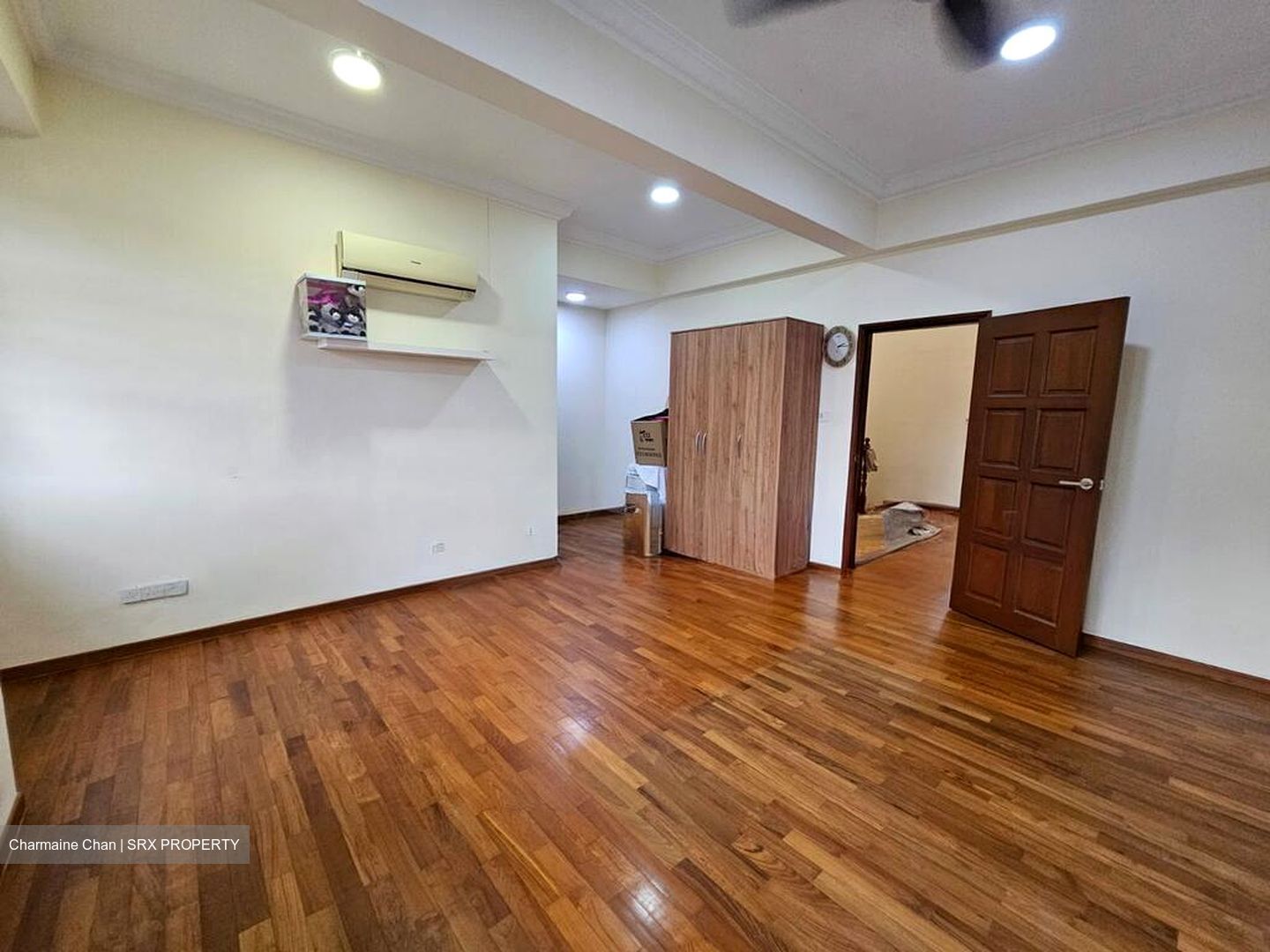 Joo Chiat Place (D15), Terrace #498655171